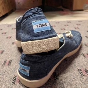 TOMS Unisex shoes